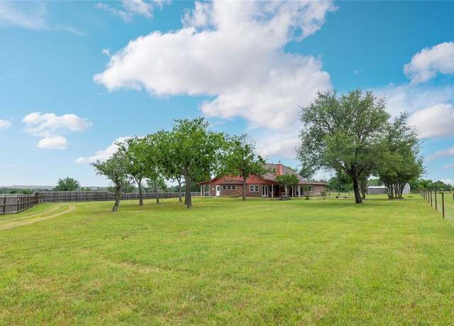 Property at 875 Cr221, Stephenville, TX 76401, 4 beds, 3 baths