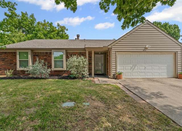 Property at 105 Clove Ln, Euless, TX 76039, 3 beds, 2 baths