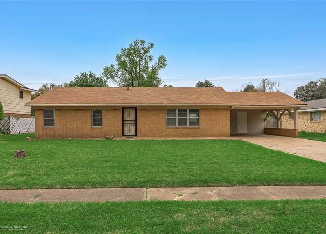 Property at 2322 Waverly Dr, Bossier City, LA 71111, 3 beds, 2 baths