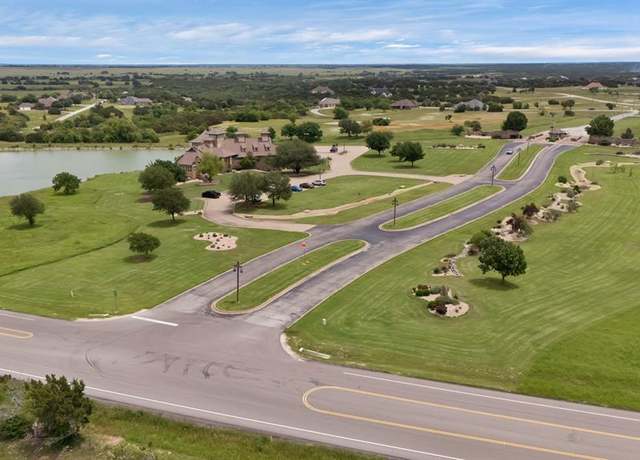 Property at 7420 S Aberdeen Dr, Cleburne, TX 76033