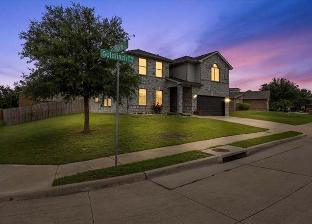 Property at 5712 Goldfinch Way, Dallas, TX 75249, 4 beds, 2.5 baths