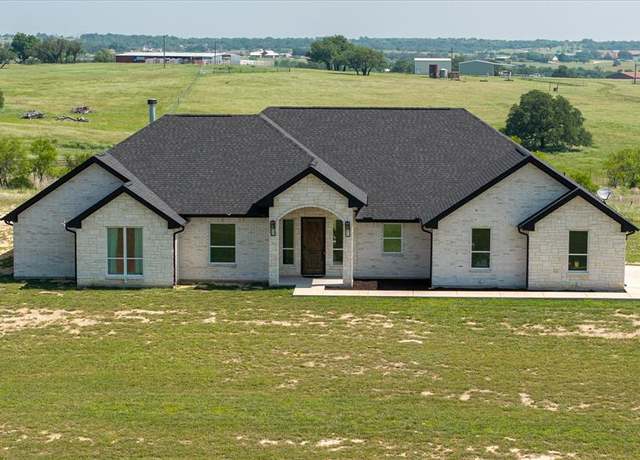 Property at 435 Cattle Dr, Stephenville, TX 76401, 4 beds, 2.5 baths