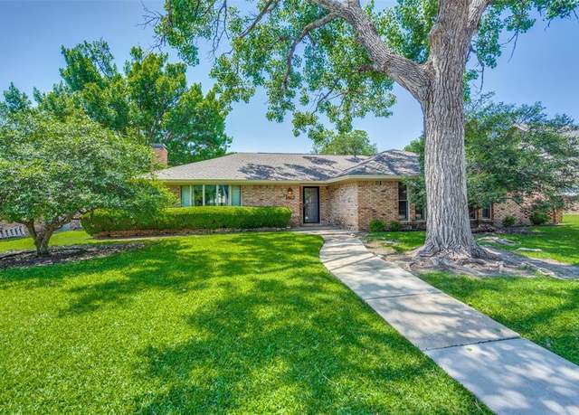 Property at 1812 Westridge Dr, Plano, TX 75075, 3 beds, 2 baths