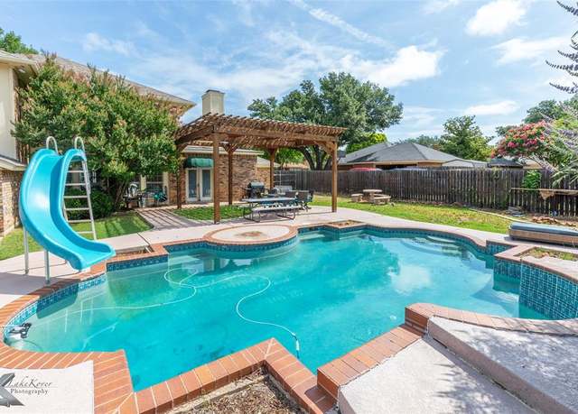 Property at 1259 Chariot Cir, Abilene, TX 79602, 4 beds, 3.5 baths