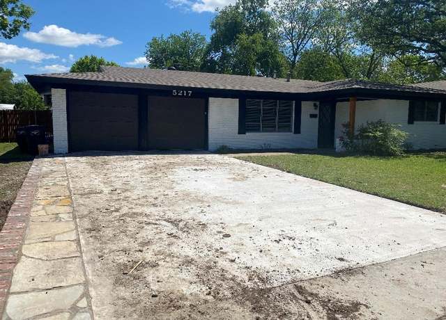 Property at 5217 Wosley Dr, Fort Worth, TX 76133, 3 beds, 2.5 baths