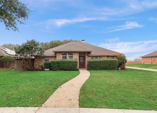 Property at 3213 Osceola Dr, Plano, TX 75074, 3 beds, 2 baths