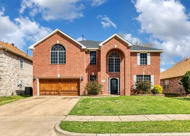 Property at 5112 Showdown Ln, Grand Prairie, TX 75052, 5 beds, 3.5 baths
