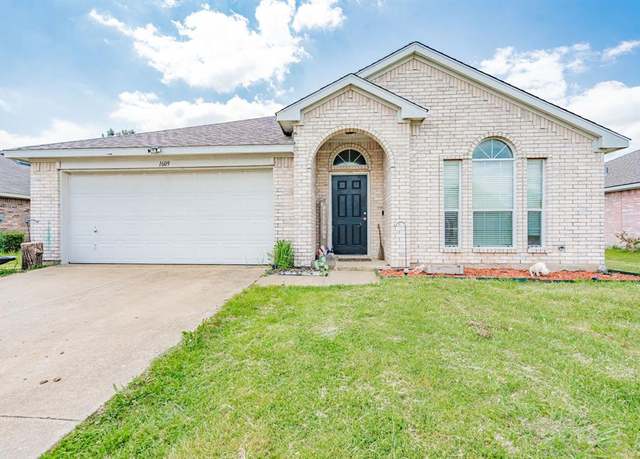 Property at 1609 Lesli Dr, Royse City, TX 75189, 4 beds, 2 baths