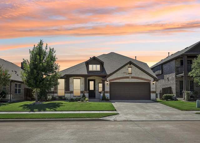 Property at 812 Marion Farm Rd, Little Elm, TX 75068, 3 beds, 3 baths