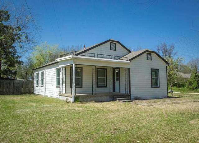 Property at 1511 Mockingbird Ln, Sulphur Springs, TX 75482, 2 beds, 1 bath