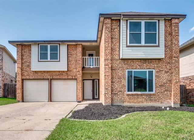 Property at 829 Foxridge Dr, Arlington, TX 76017, 5 beds, 3 baths
