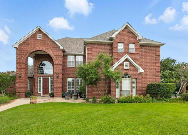 Property at 109 Visalia Ln, Denton, TX 76210, 4 beds, 3.5 baths
