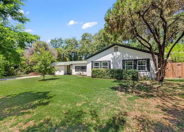 Property at 1940 Whippoorwill Ln, Denton, TX 76205, 3 beds, 1 bath