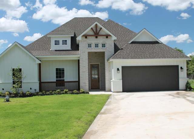 Property at 12517 Hopke Ct, Fort Worth, TX 76126, 4 beds, 2.5 baths