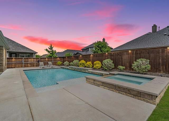 Property at 1513 Evening Primrose Dr, Mansfield, TX 76063, 4 beds, 2.5 baths