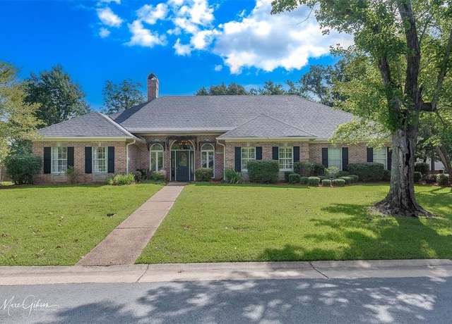 Property at 11135 Magnolia Gln, Shreveport, LA 71106, 3 beds, 2.5 baths