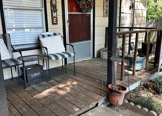 Property at 1033 N Johnson St, Mineola, TX 75773, 2 beds, 1 bath
