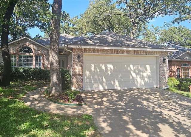 Property at 5929 Sagebrush Trl, Arlington, TX 76017, 3 beds, 2 baths