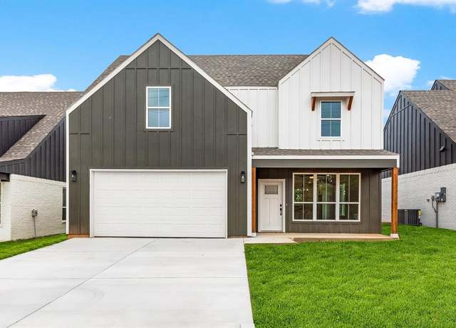 Property at 5703 Barkridge Dr, Granbury, TX 76048, 3 beds, 2.5 baths
