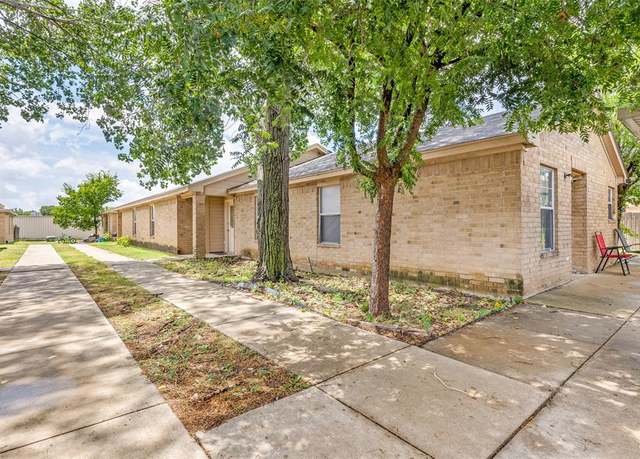 Property at 125 Cambridge Dr, Saginaw, TX 76179, 10 beds, 8 baths