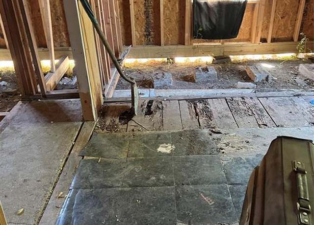 Property at 2803 Grafton Ave, Dallas, TX 75211