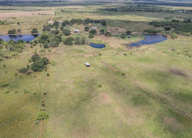 Property at 6151 Old Joy Shannon Rd, Henrietta, TX 76365, 3 beds, 2 baths
