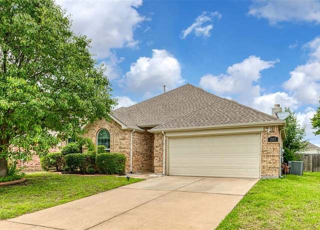 Property at 203 Millington Trl, Mansfield, TX 76063, 4 beds, 2 baths