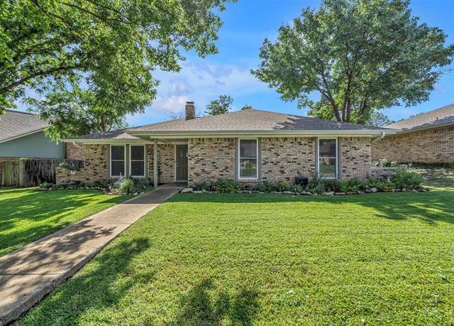 Property at 2027 Sierra Dr, Lewisville, TX 75077, 3 beds, 2 baths