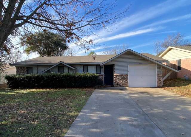 Property at 905 Bryan Dr, Bedford, TX 76022, 3 beds, 2 baths