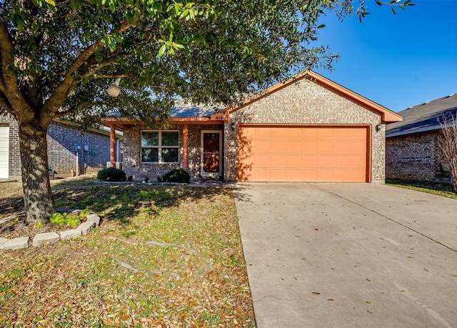 Property at 414 Tinker Trl, Burleson, TX 76028, 3 beds, 2 baths