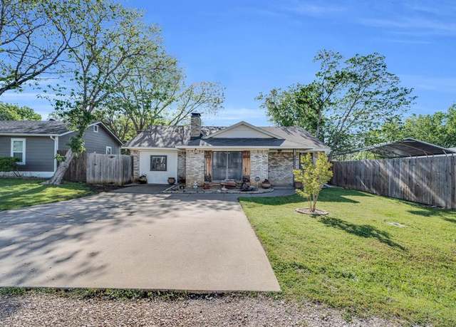 Property at 405 Trice St, Maypearl, TX 76064, 4 beds, 1.5 baths