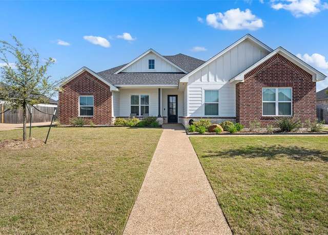 Property at 10108 Feather Trace Ln, Waco, TX 76712, 4 beds, 2 baths