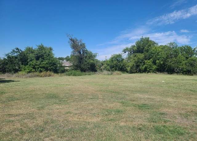 Property at 3932 Lee St, Greenville, TX 75401