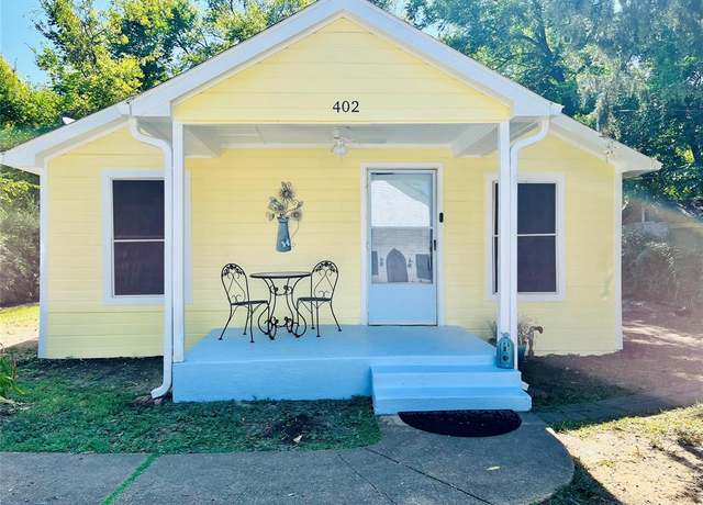 Property at 402 N Nash St, Kaufman, TX 75142, 2 beds, 1 bath