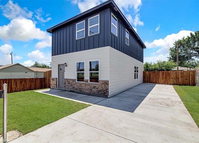 Property at 1024 E Daggett Ave, Fort Worth, TX 76104, 3 beds, 2.5 baths