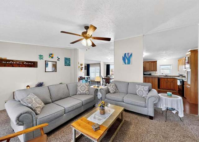 Property at 231 Lone Tree Ln, Decatur, TX 76234, 4 beds, 2 baths