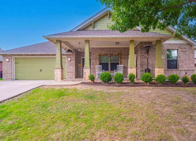 Property at 5872 Nathaniel Dr, Fort Worth, TX 76179, 3 beds, 2 baths