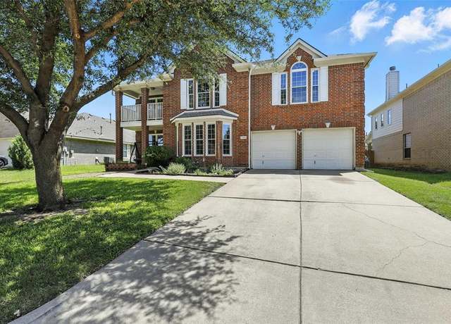 Property at 708 Crockett Dr, Mansfield, TX 76063, 5 beds, 3.5 baths