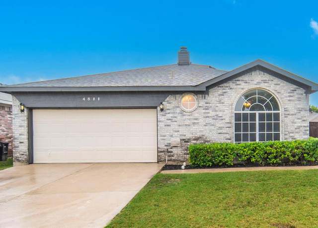 Property at 4800 Fishhook Ct, Fort Worth, TX 76179, 3 beds, 2 baths