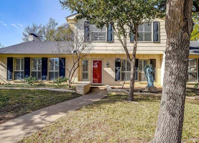 Property at 1604 Forest Glen Ct, Pantego, TX 76013, 4 beds, 3 baths