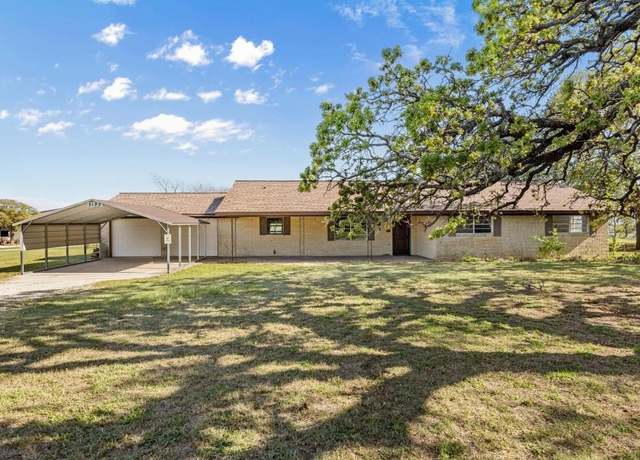 Property at 2192 Fm 205, Stephenville, TX 76401, 3 beds, 2 baths