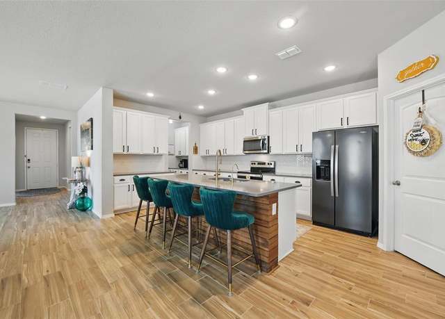 Property at 6028 Bowie Ct, Providence Village, TX 76227, 4 beds, 3.5 baths