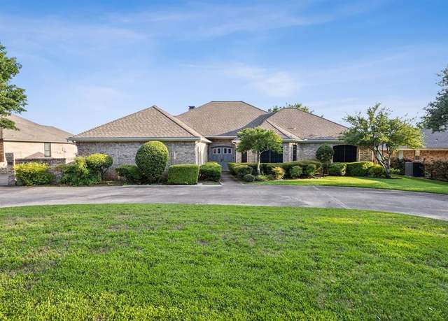 Property at 3010 Faulkner Dr, Rowlett, TX 75088, 3 beds, 2.5 baths