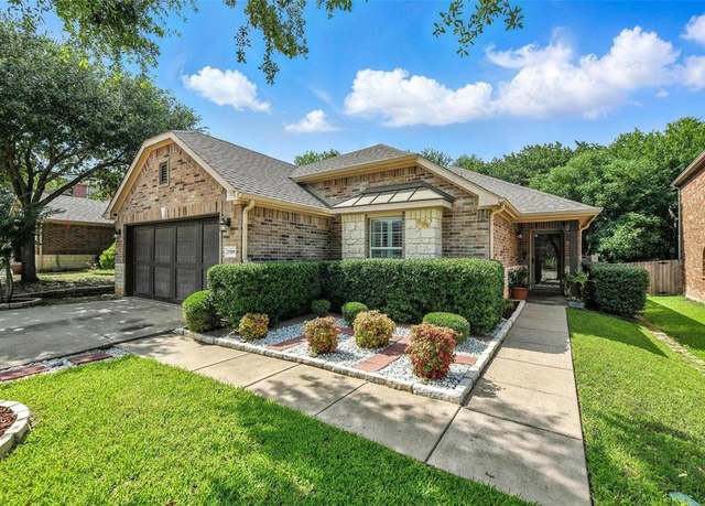 Property at 2509 Creek Villas Dr, Bedford, TX 76022, 4 beds, 2 baths