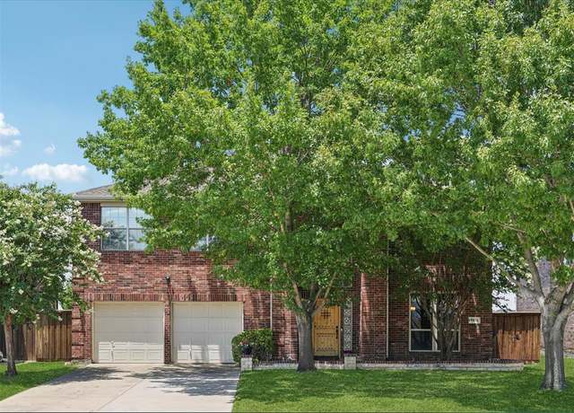 Property at 1016 Pelican Dr, Frisco, TX 75033, 5 beds, 3.5 baths