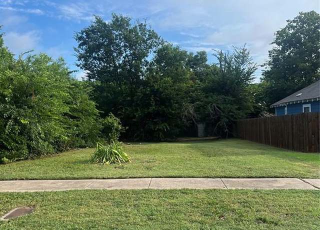 Property at 1217 E Tucker St, Fort Worth, TX 76104