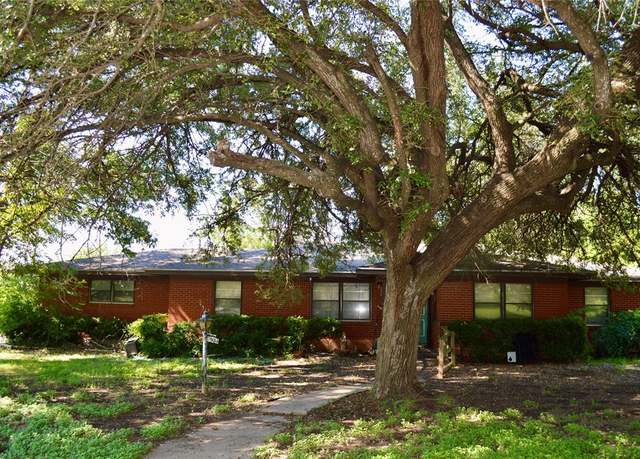 Property at 3933 Huaco Ln, Waco, TX 76710, 3 beds, 2 baths