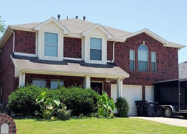 Property at 10225 High Eagle Trl, Fort Worth, TX 76108, 4 beds, 2.5 baths