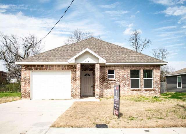 Property at 1118 Jones St, Greenville, TX 75401, 3 beds, 2 baths