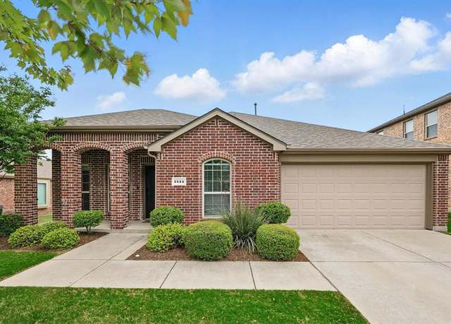Property at 1444 Bateman Ln, Celina, TX 75009, 4 beds, 2.5 baths